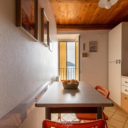 Vista Mare E Comfort In Centro Storico Apartman